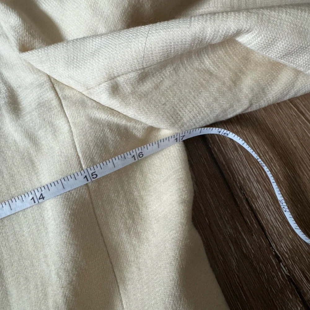 Christian Dior Petite Cream Double-Breasted Blazer Size 4‎